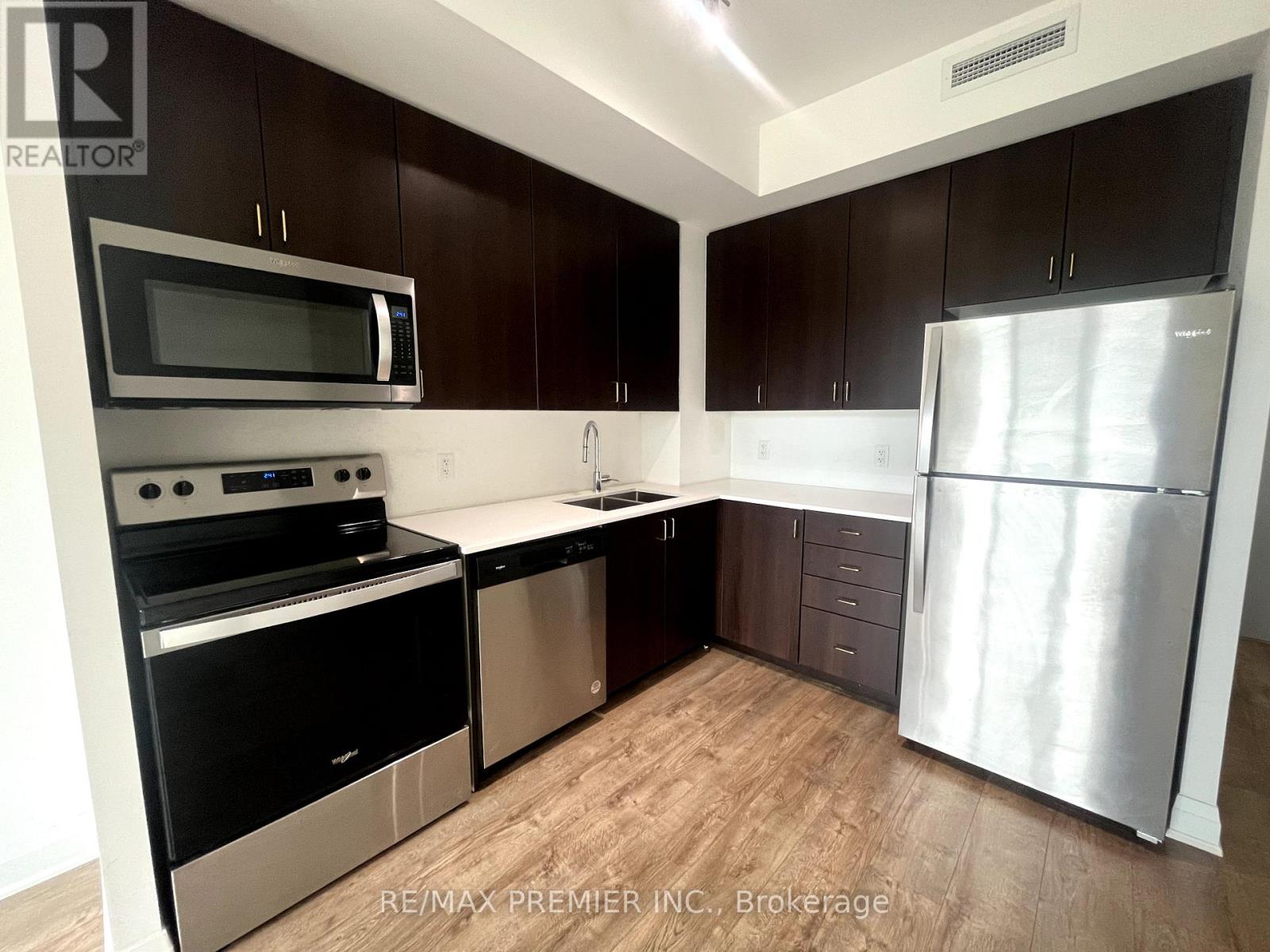 213 - 3220 Sheppard Avenue E, Toronto, Ontario  M1T 0B7 - Photo 3 - E12459577