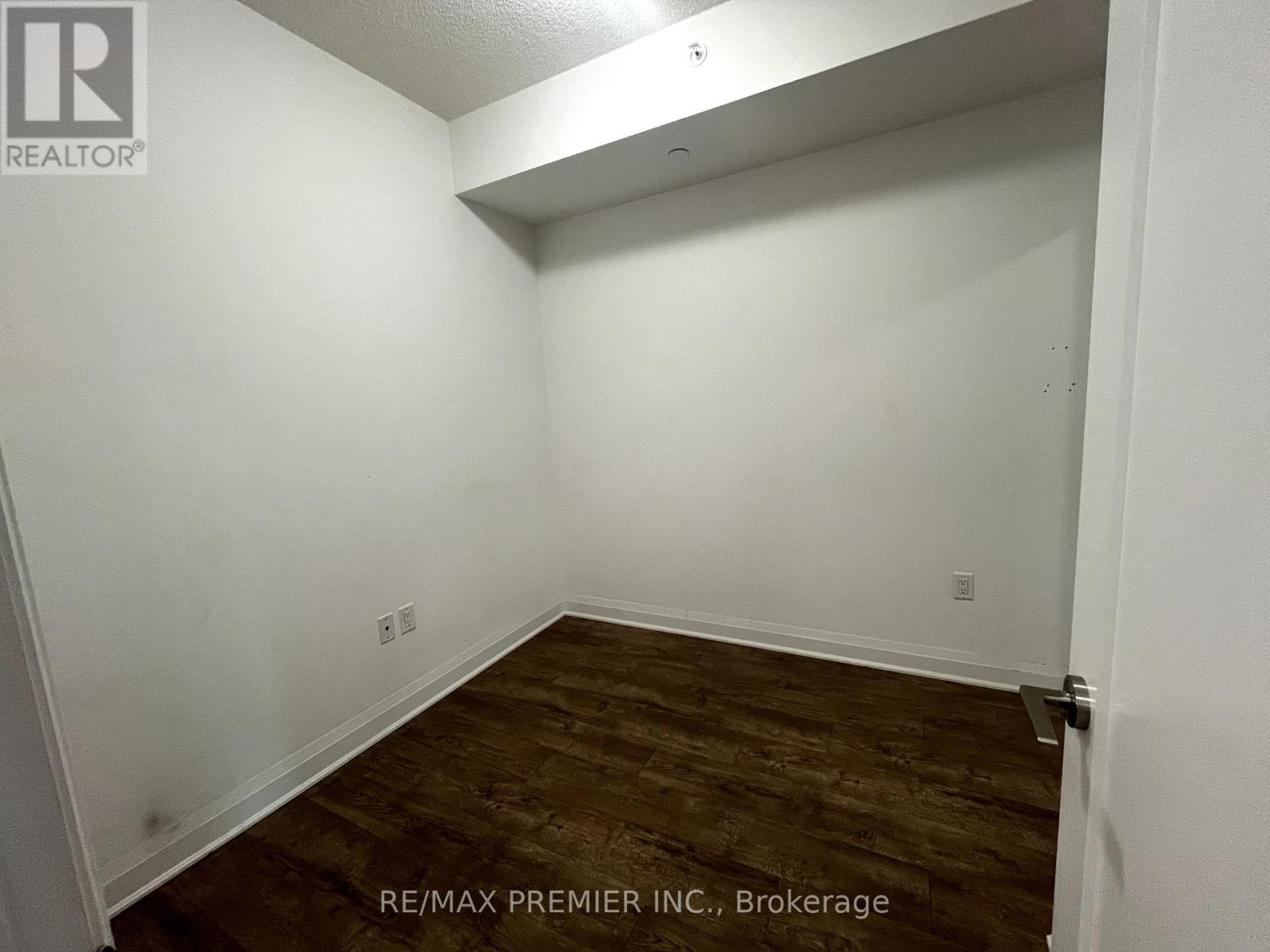 213 - 3220 Sheppard Avenue E, Toronto, Ontario  M1T 0B7 - Photo 6 - E12459577