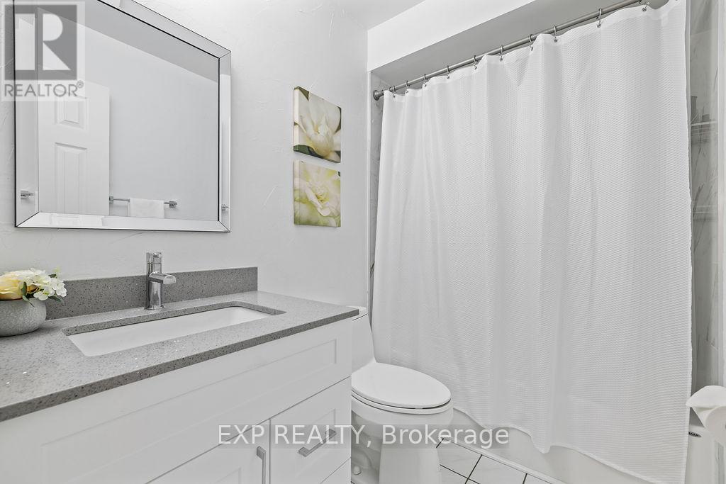 15 - 2006 Glenada Crescent, Oakville, Ontario  L6H 5R9 - Photo 26 - W12459606