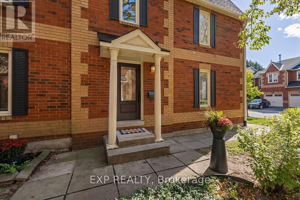 15 - 2006 Glenada Crescent, Oakville, Ontario  L6H 5R9 - Photo 3 - W12459606
