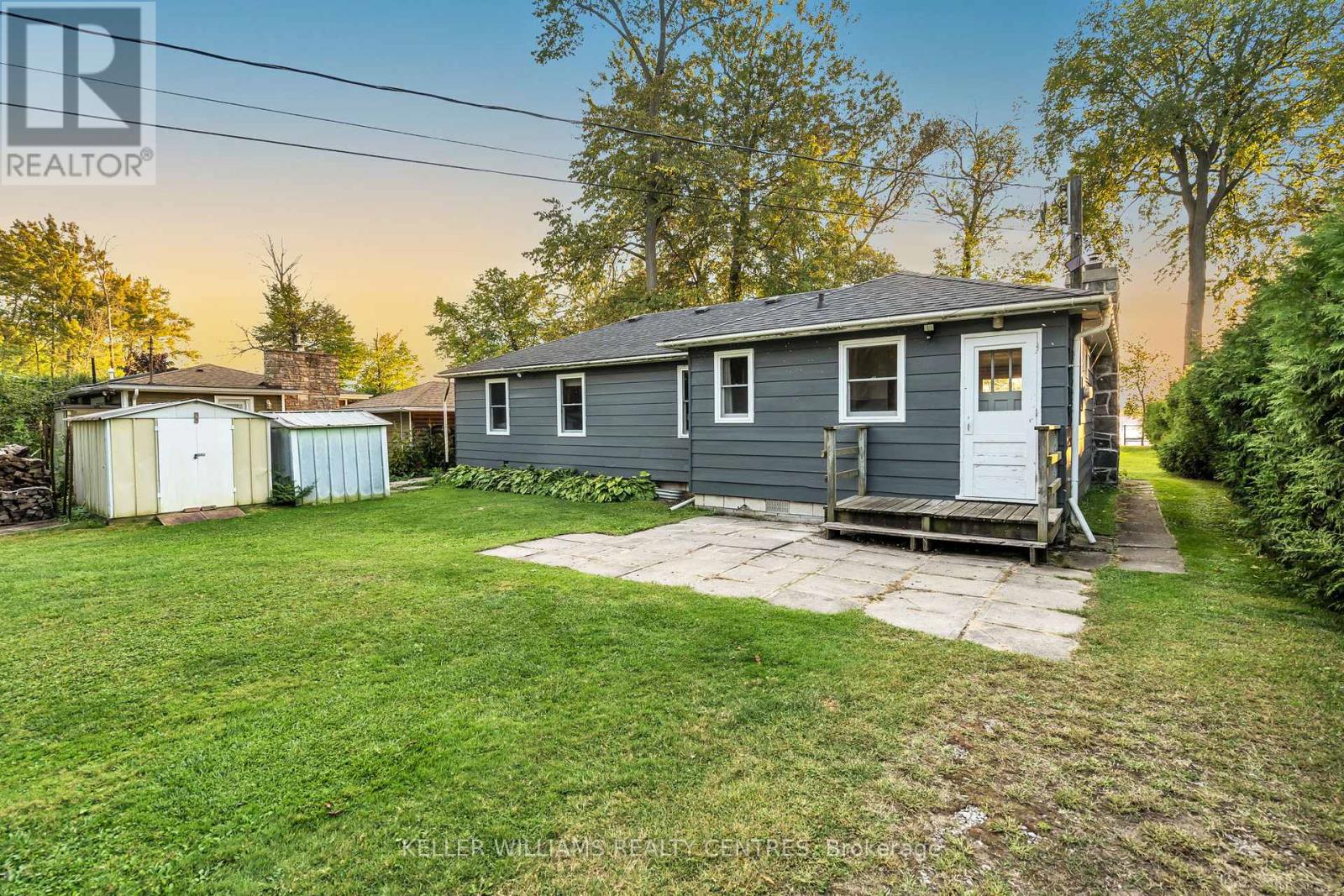28 Mcrae Beach Road S, Georgina, Ontario  L0E 1N0 - Photo 11 - N12459579