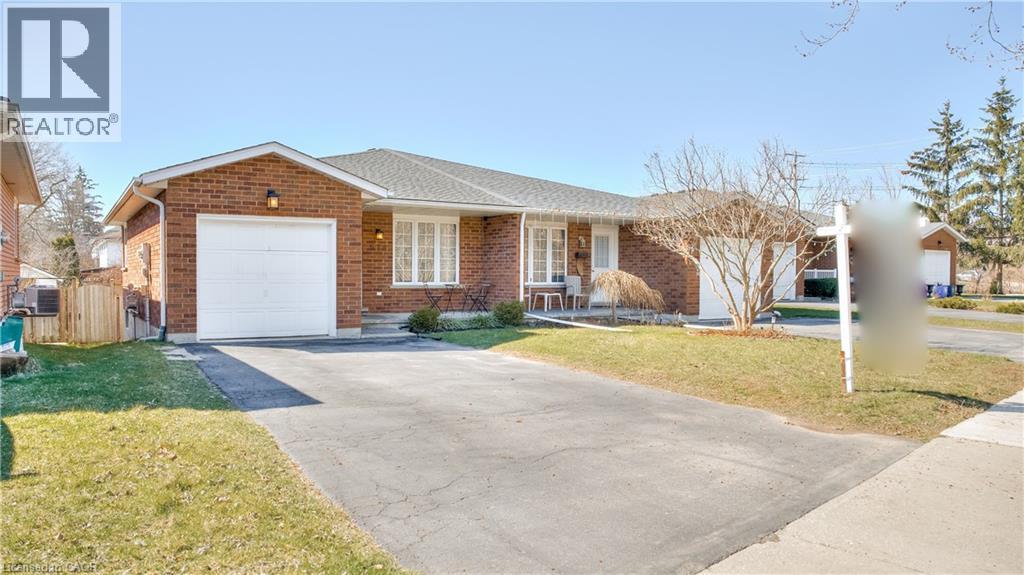 578 Old Huron Place, Kitchener, Ontario  N2R 1L8 - Photo 2 - 40778623
