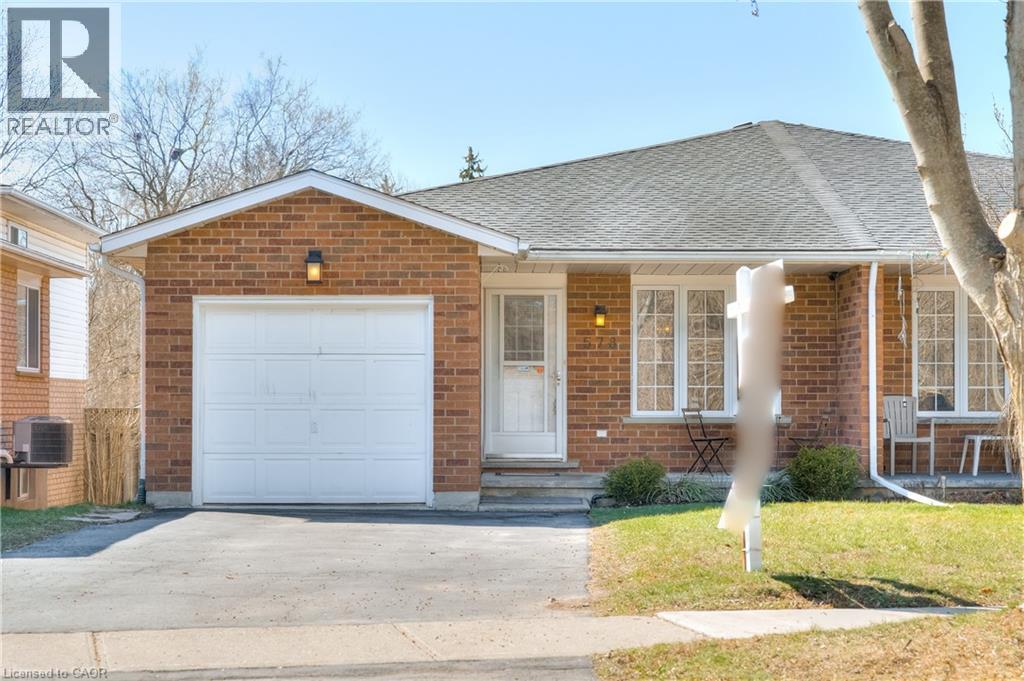 578 Old Huron Place, Kitchener, Ontario  N2R 1L8 - Photo 3 - 40778623