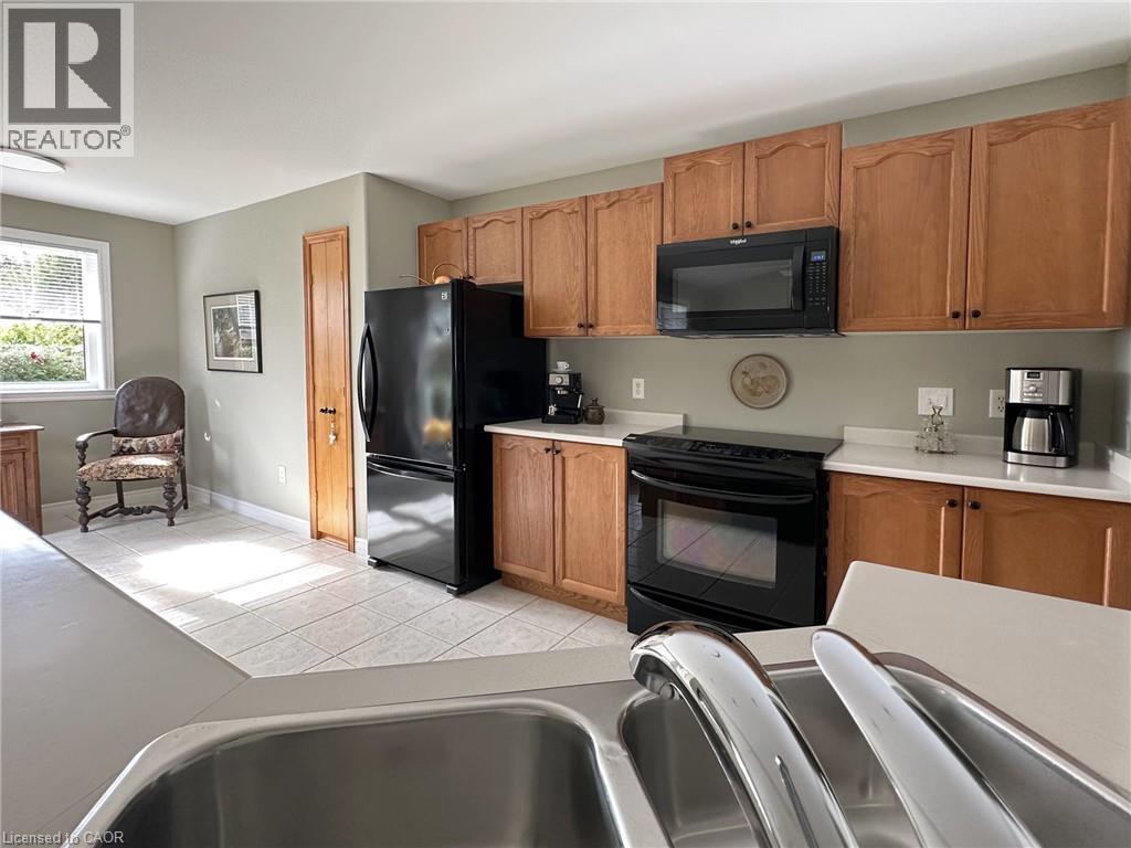 15 Bayshore Court, Port Dover, Ontario  N0A 1N7 - Photo 12 - 40778596