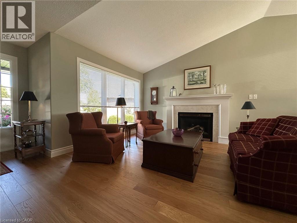 15 Bayshore Court, Port Dover, Ontario  N0A 1N7 - Photo 4 - 40778596