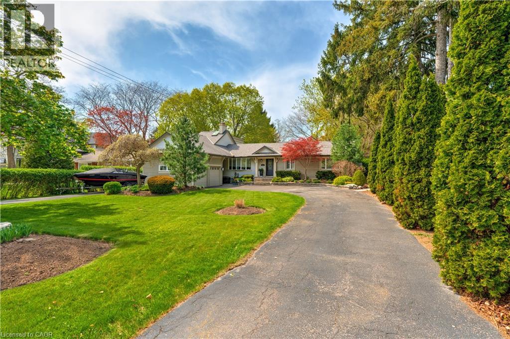 4391 Lakeshore Road, Burlington, Ontario  L7L 1B3 - Photo 2 - 40766756
