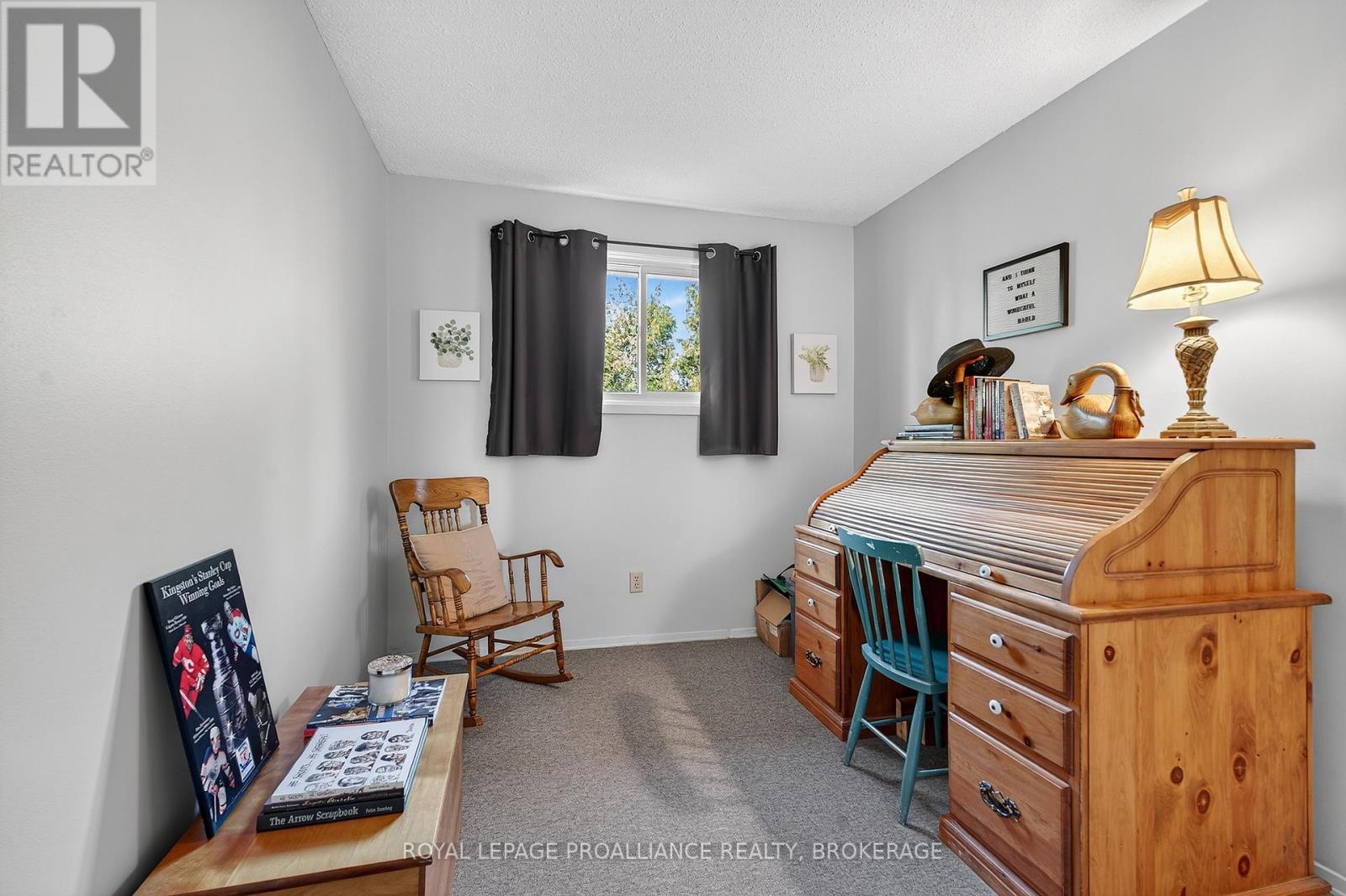 44 St Pauls Place, Kingston (West Of Sir John A. Blvd), Ontario  K7M 7S4 - Photo 20 - X12459622