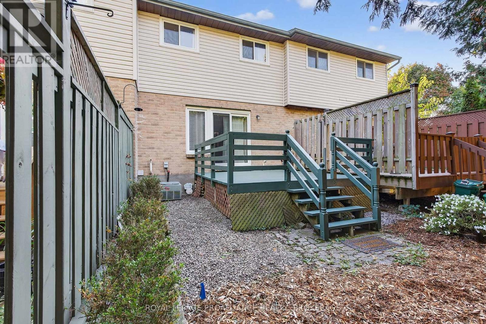 44 St Pauls Place, Kingston (West Of Sir John A. Blvd), Ontario  K7M 7S4 - Photo 27 - X12459622