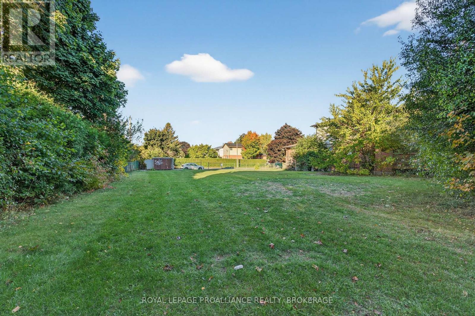 44 St Pauls Place, Kingston (West Of Sir John A. Blvd), Ontario  K7M 7S4 - Photo 30 - X12459622