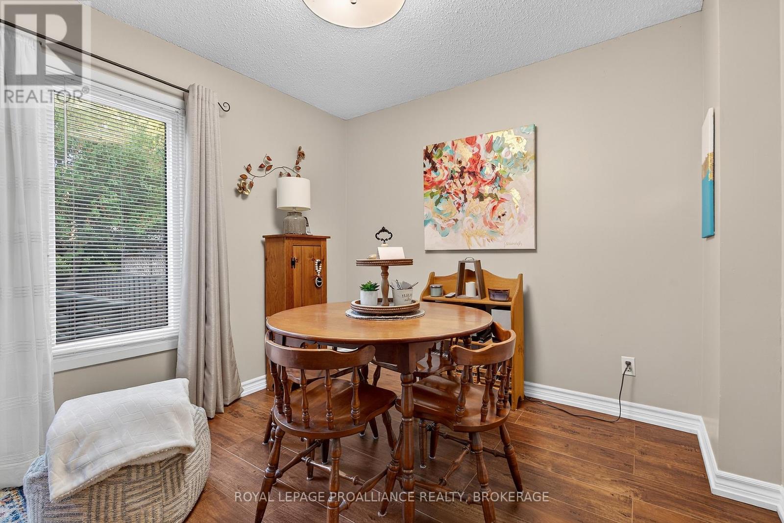 44 St Pauls Place, Kingston (West Of Sir John A. Blvd), Ontario  K7M 7S4 - Photo 9 - X12459622