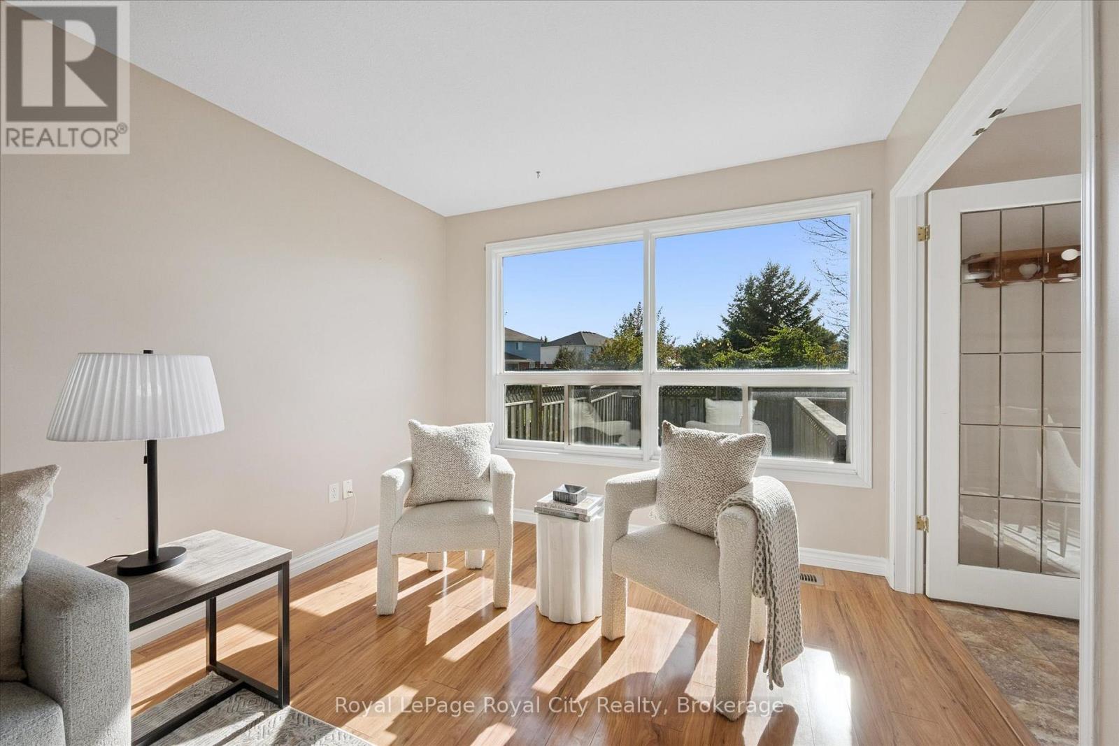 547 Grange Road, Guelph, Ontario  N1E 7C8 - Photo 11 - X12459590