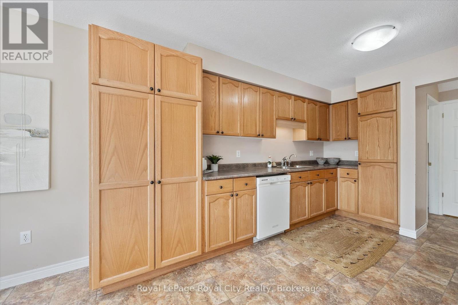 547 Grange Road, Guelph, Ontario  N1E 7C8 - Photo 14 - X12459590