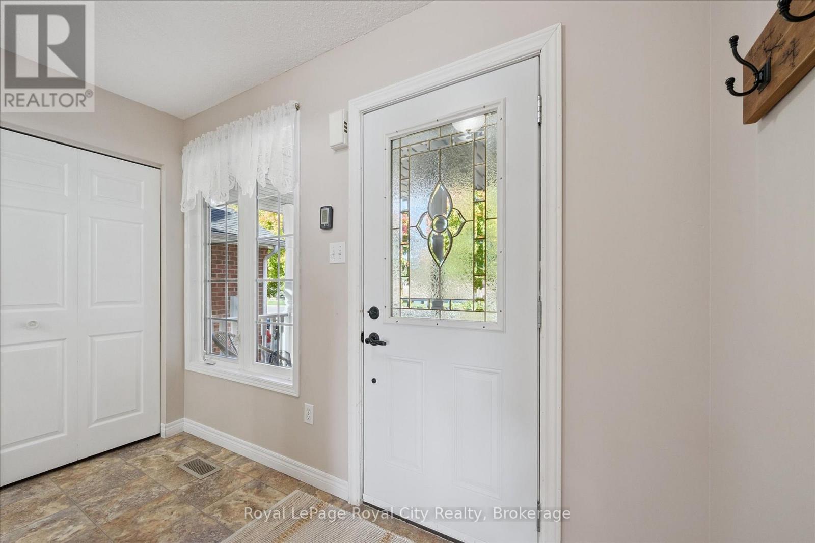 547 Grange Road, Guelph, Ontario  N1E 7C8 - Photo 5 - X12459590