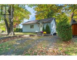 17 Adelaide Street, Parry Sound, Ca