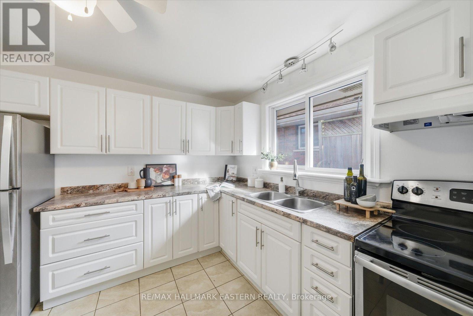 19-A & 19-1 Beechwood Drive, Peterborough, Ontario  K9J 1M2 - Photo 10 - X12459630