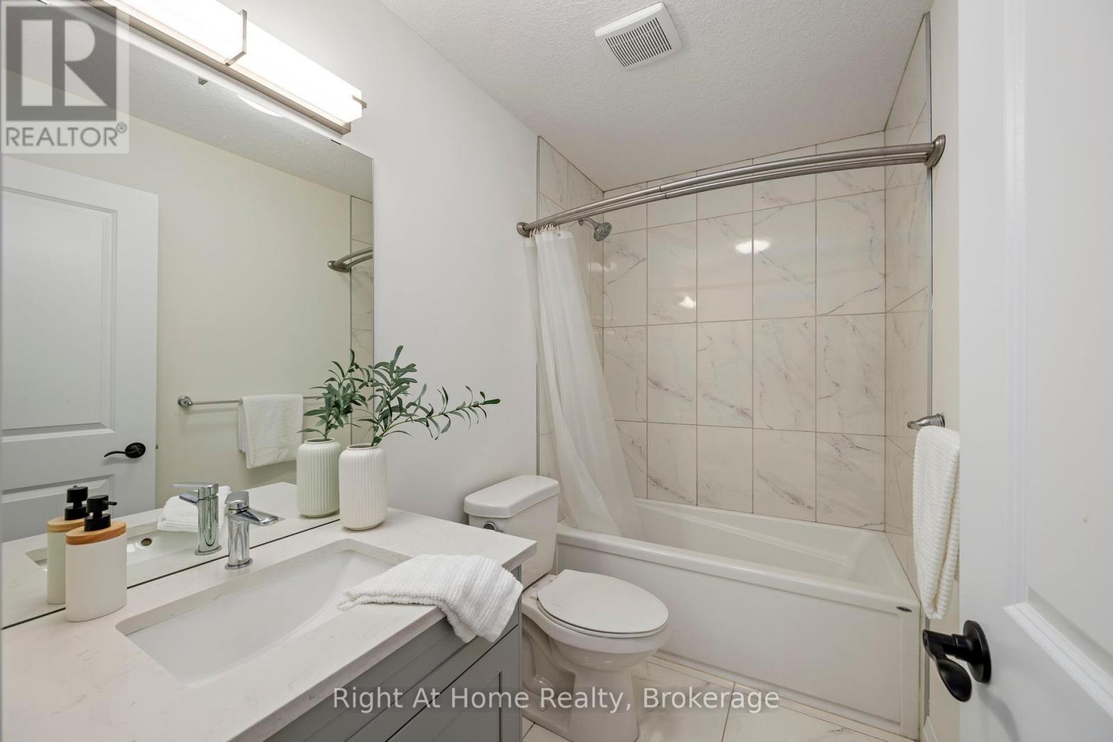 2363 Bakervilla Street, London South, Ontario  N6P 0H4 - Photo 21 - X12336618