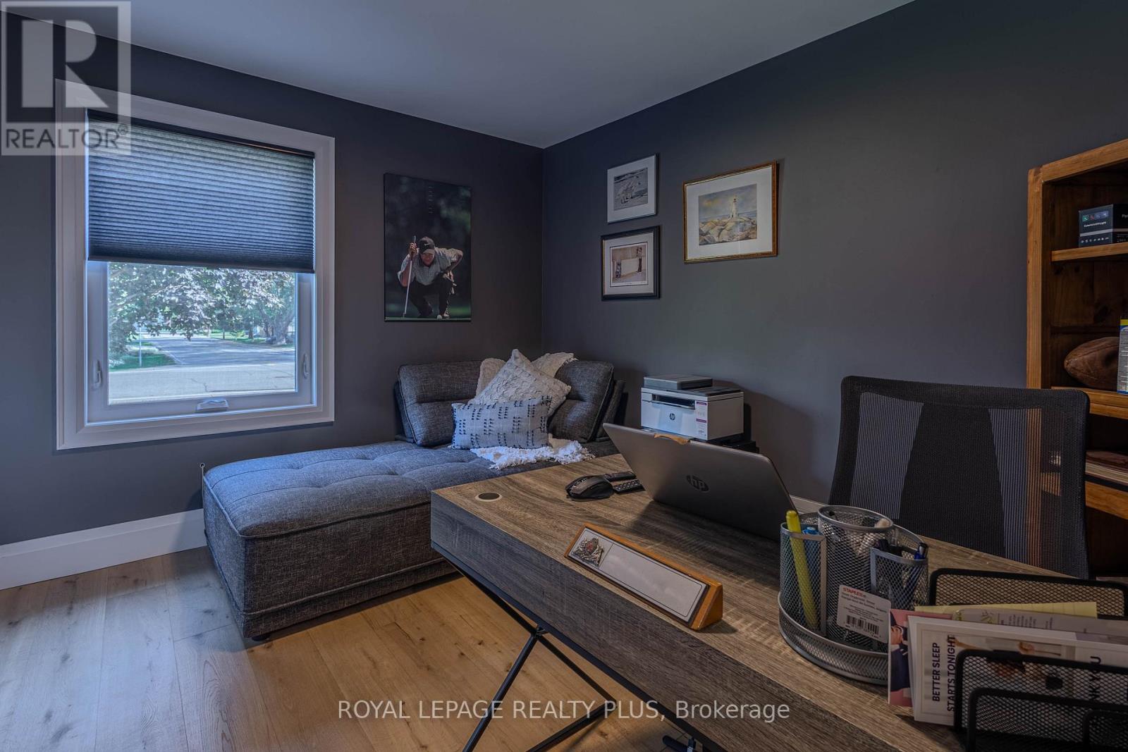 884 Eagle Drive, Burlington, Ontario  L7T 3A4 - Photo 23 - W12459574