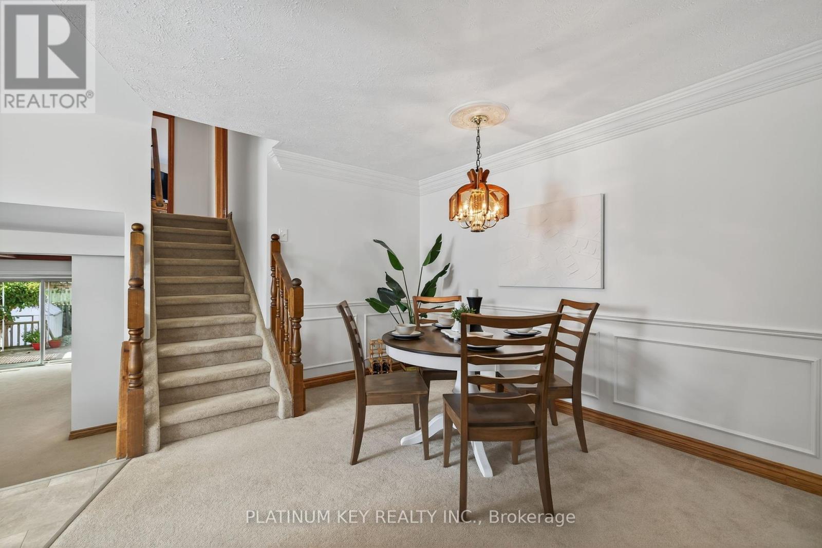 334 Mckellar Street, Strathroy-Caradoc (Sw), Ontario  N7G 2Y5 - Photo 11 - X12459603