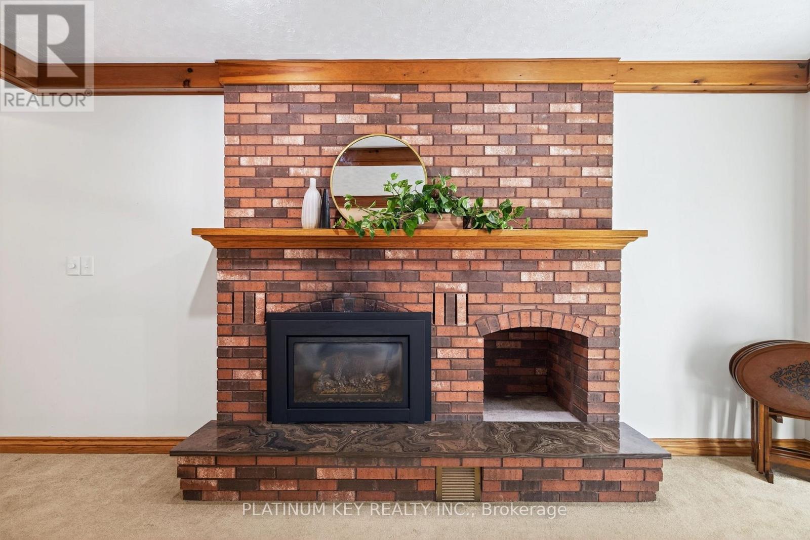 334 Mckellar Street, Strathroy-Caradoc (Sw), Ontario  N7G 2Y5 - Photo 20 - X12459603