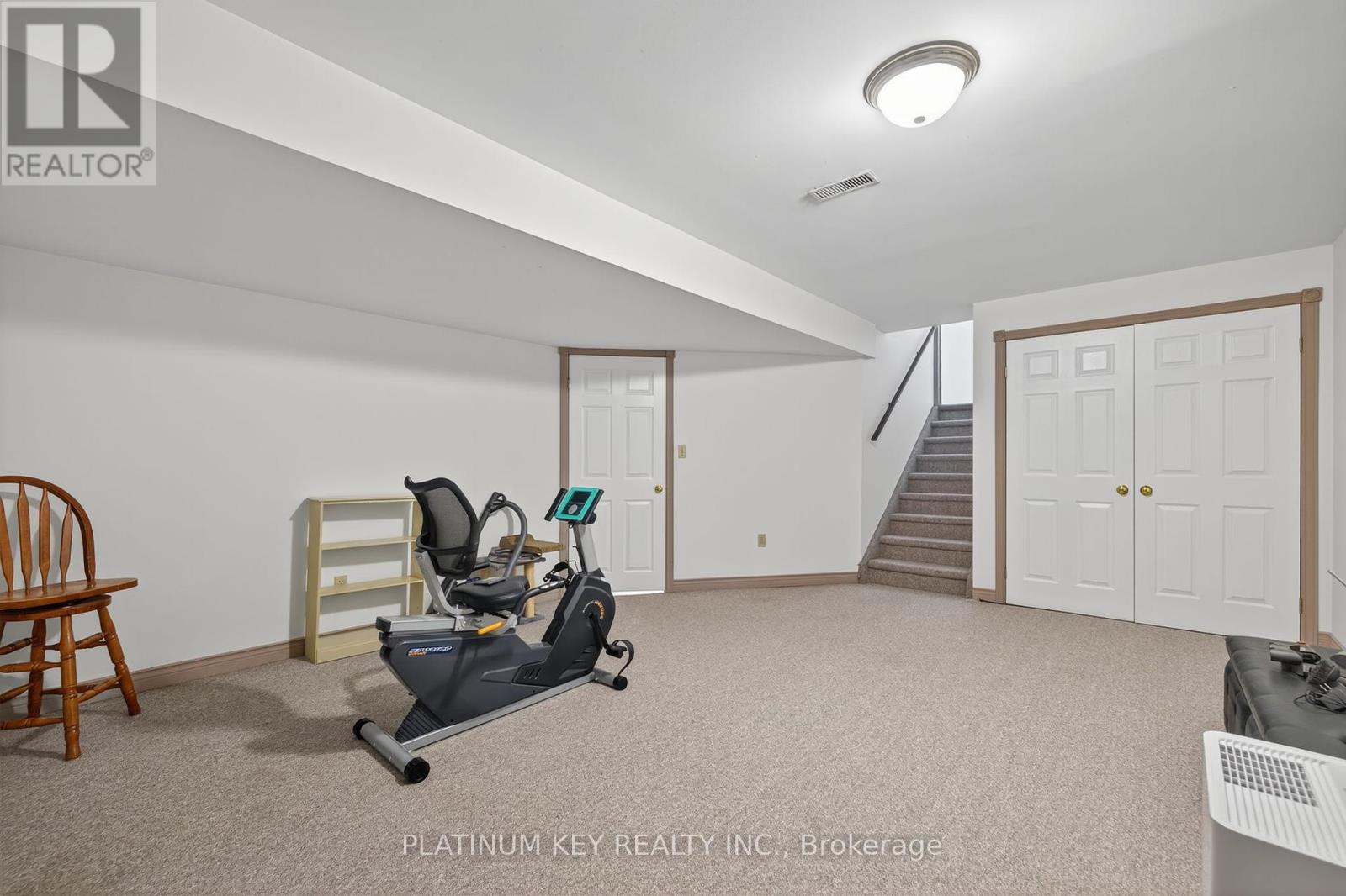 334 Mckellar Street, Strathroy-Caradoc (Sw), Ontario  N7G 2Y5 - Photo 32 - X12459603