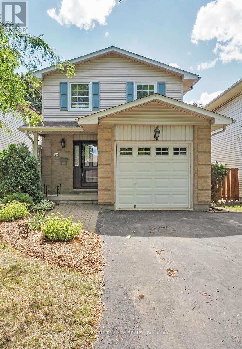 29 Chancton Crescent, London South (South Y), Ontario  N6E 2Y5 - Photo 2 - X12459614