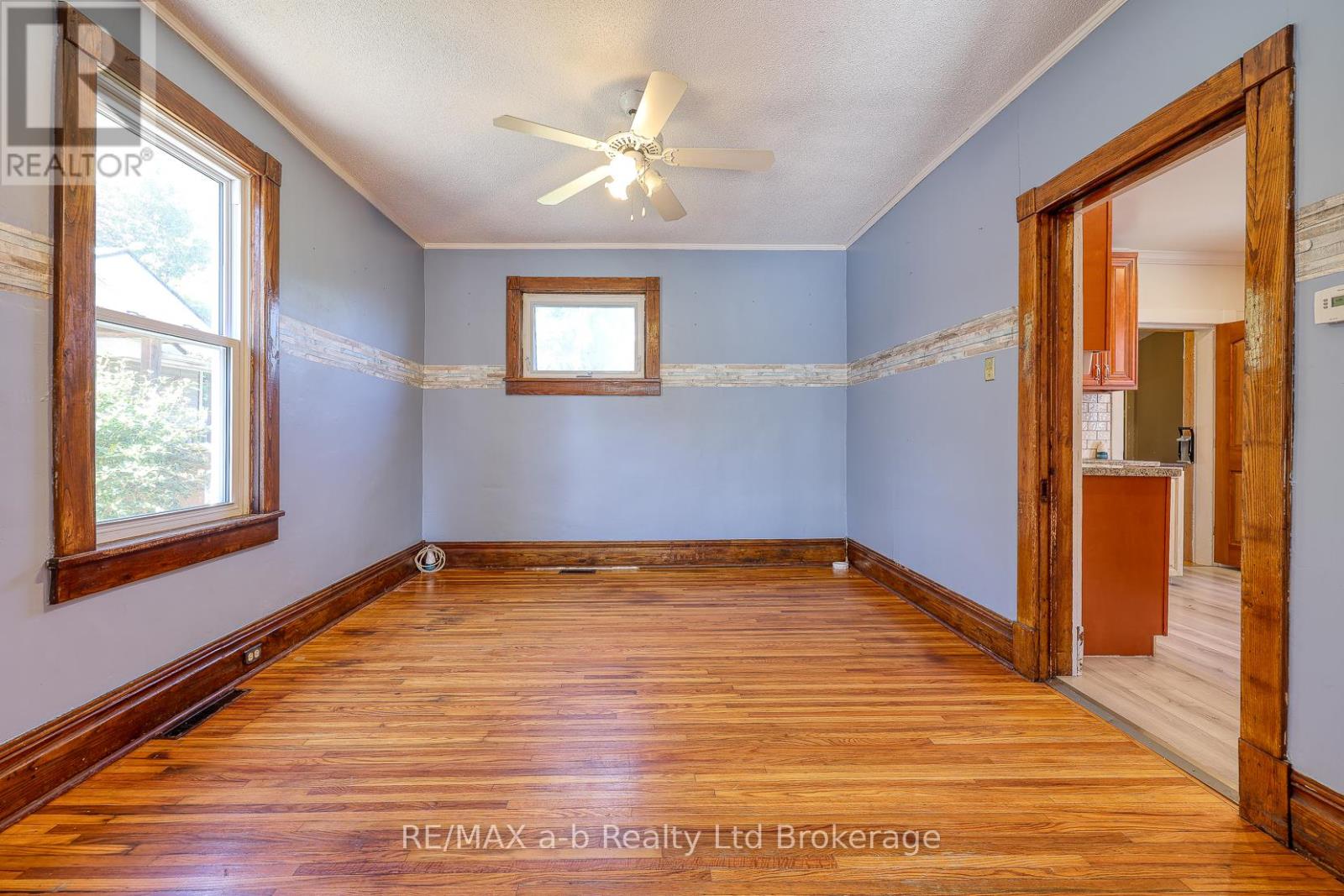 56 London Street W, Tillsonburg, Ontario  N4G 2L5 - Photo 16 - X12459601