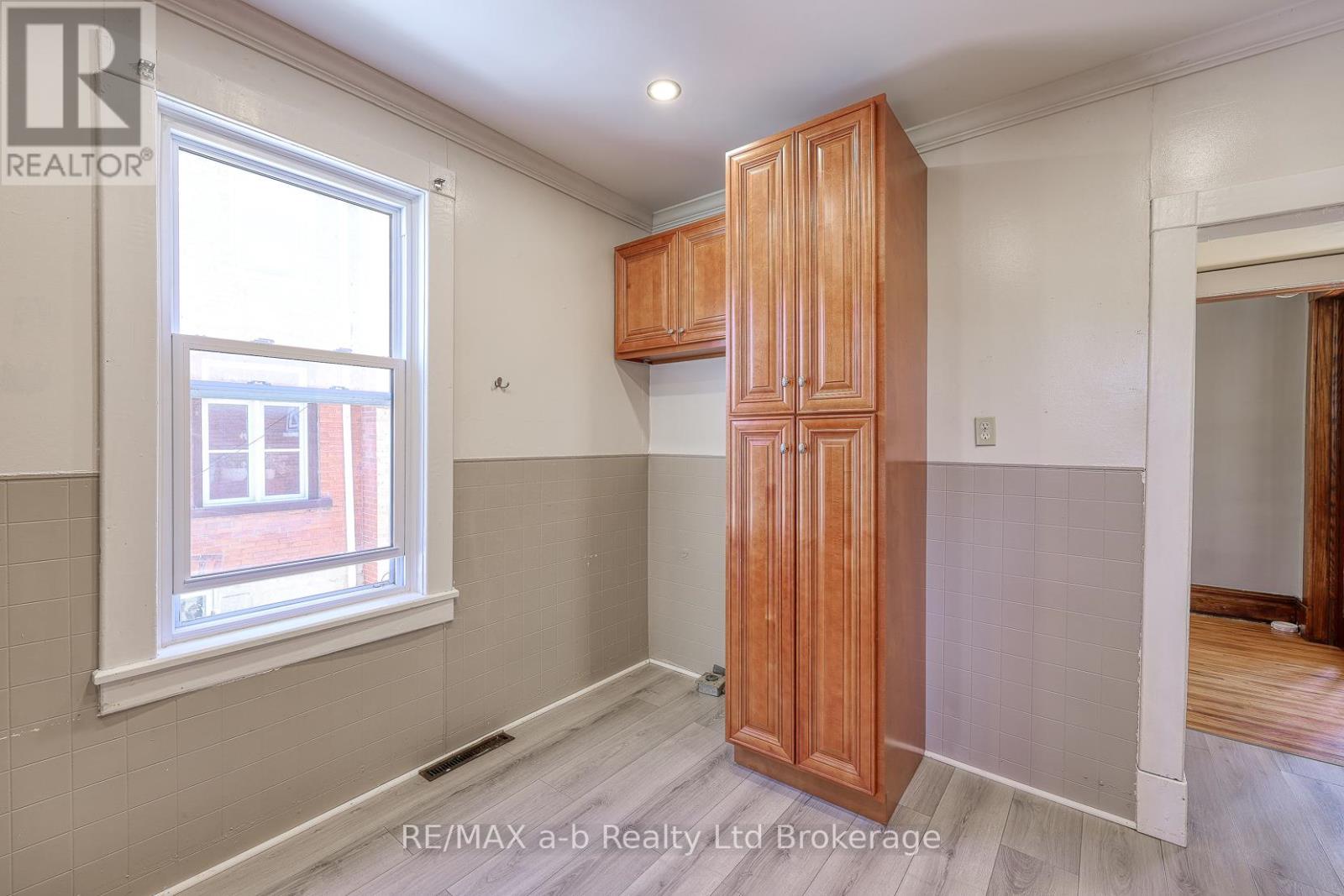 56 London Street W, Tillsonburg, Ontario  N4G 2L5 - Photo 21 - X12459601