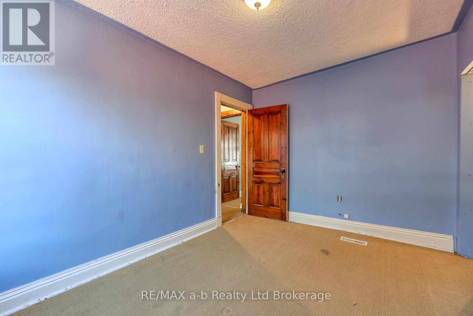 56 London Street W, Tillsonburg, Ontario  N4G 2L5 - Photo 29 - X12459601