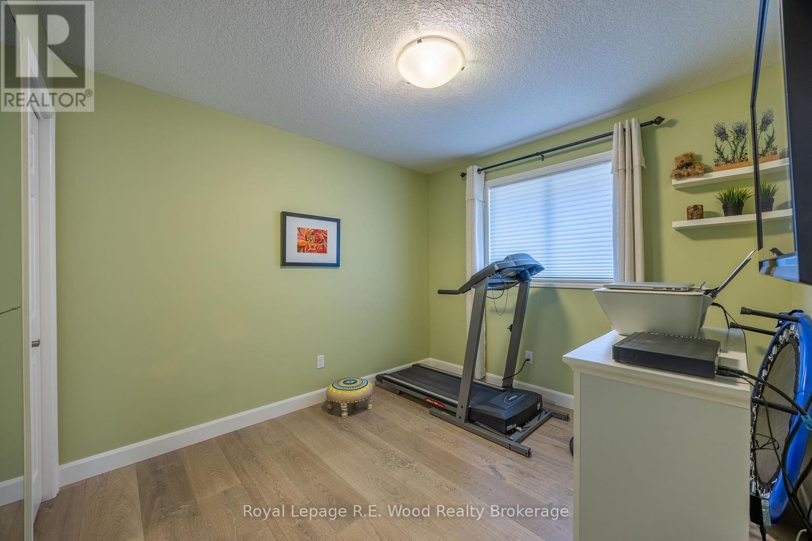 44 Colin Avenue, Tillsonburg, Ontario  N4G 0E5 - Photo 16 - X12459602