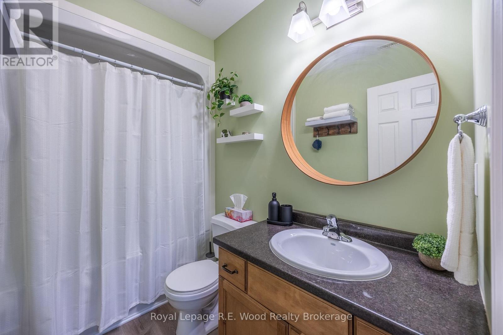 44 Colin Avenue, Tillsonburg, Ontario  N4G 0E5 - Photo 25 - X12459602