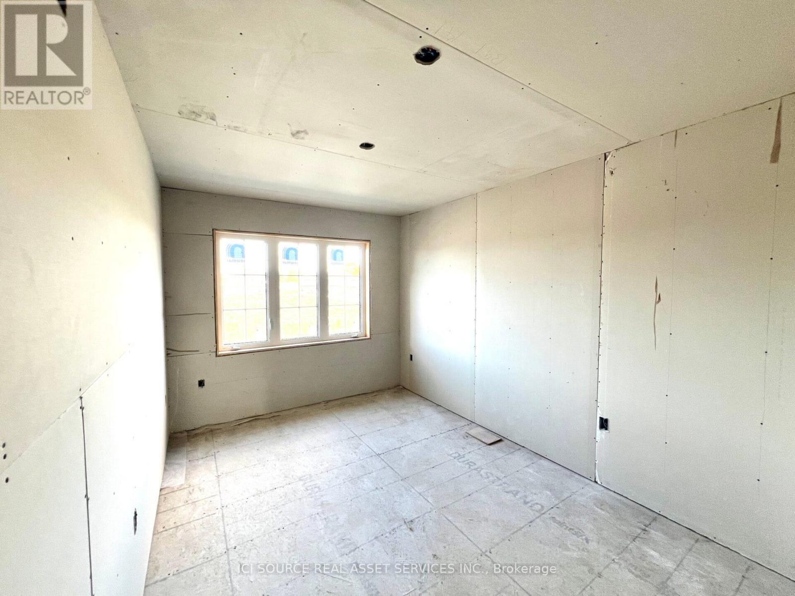 276 Tanglewood Drive, Hamilton, Ontario  L0R 1C0 - Photo 18 - X12459568