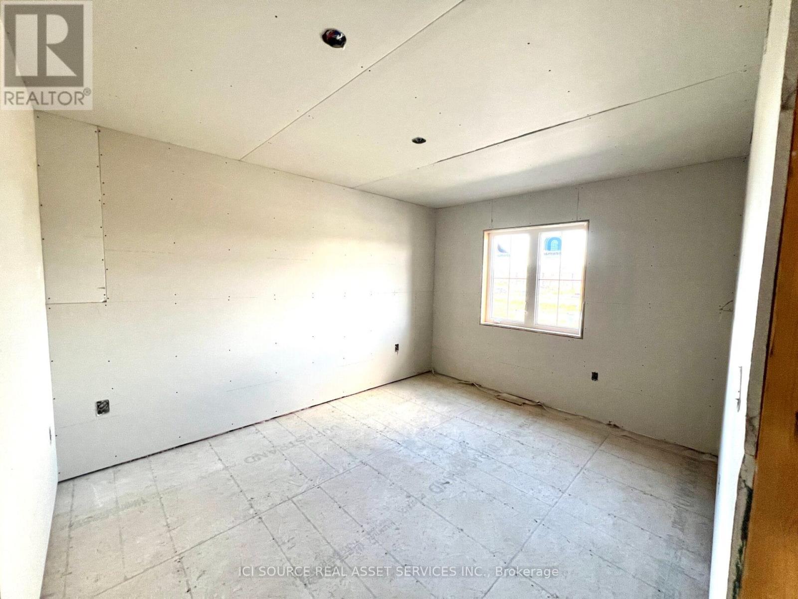 276 Tanglewood Drive, Hamilton, Ontario  L0R 1C0 - Photo 19 - X12459568
