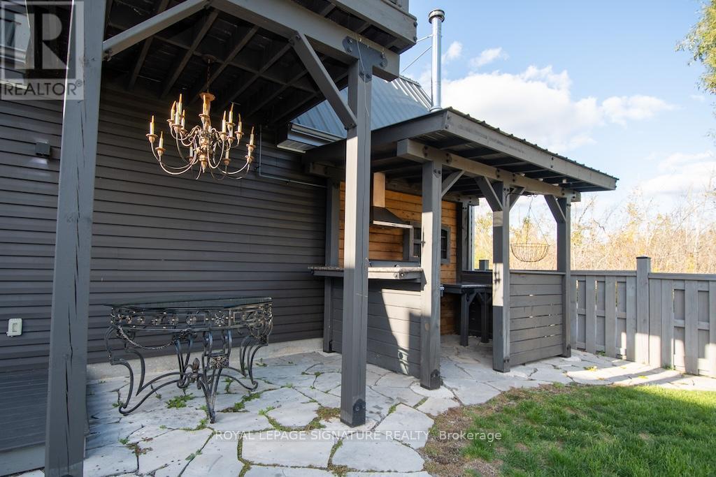 10 Reid's Road, Kawartha Lakes, Ontario  K0M 1L0 - Photo 37 - X12459572