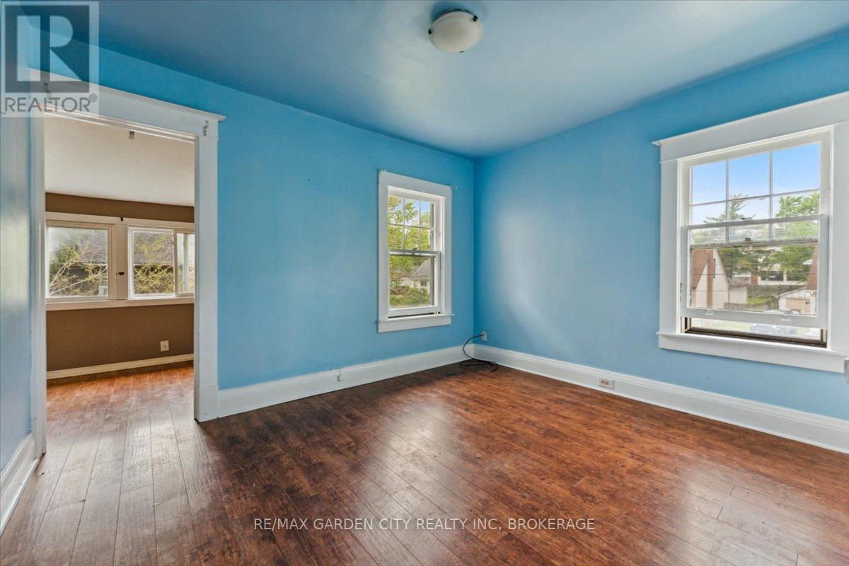 4372 Seneca Street, Niagara Falls, Ontario  L2E 1G6 - Photo 20 - X12459586