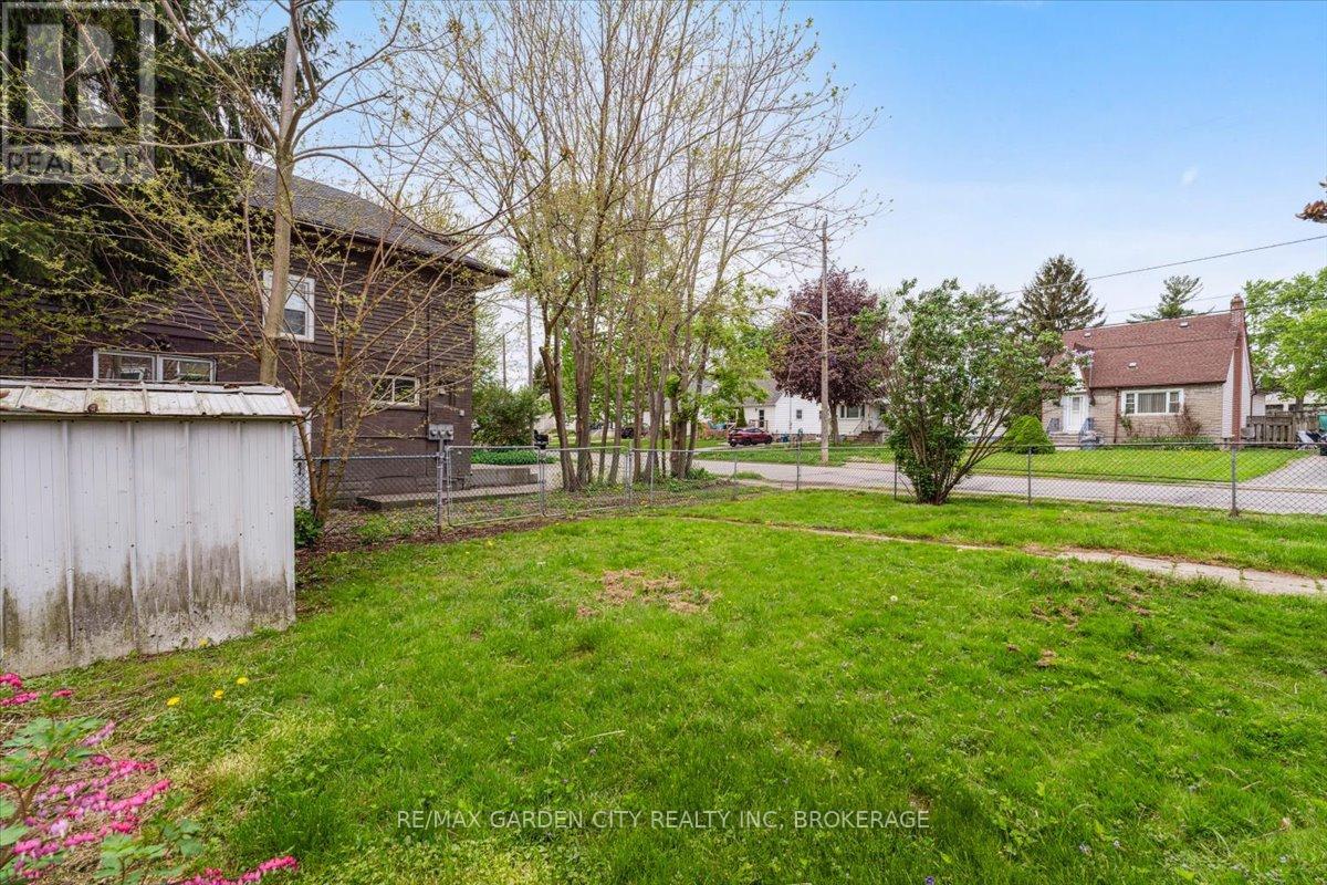 4372 Seneca Street, Niagara Falls, Ontario  L2E 1G6 - Photo 31 - X12459586