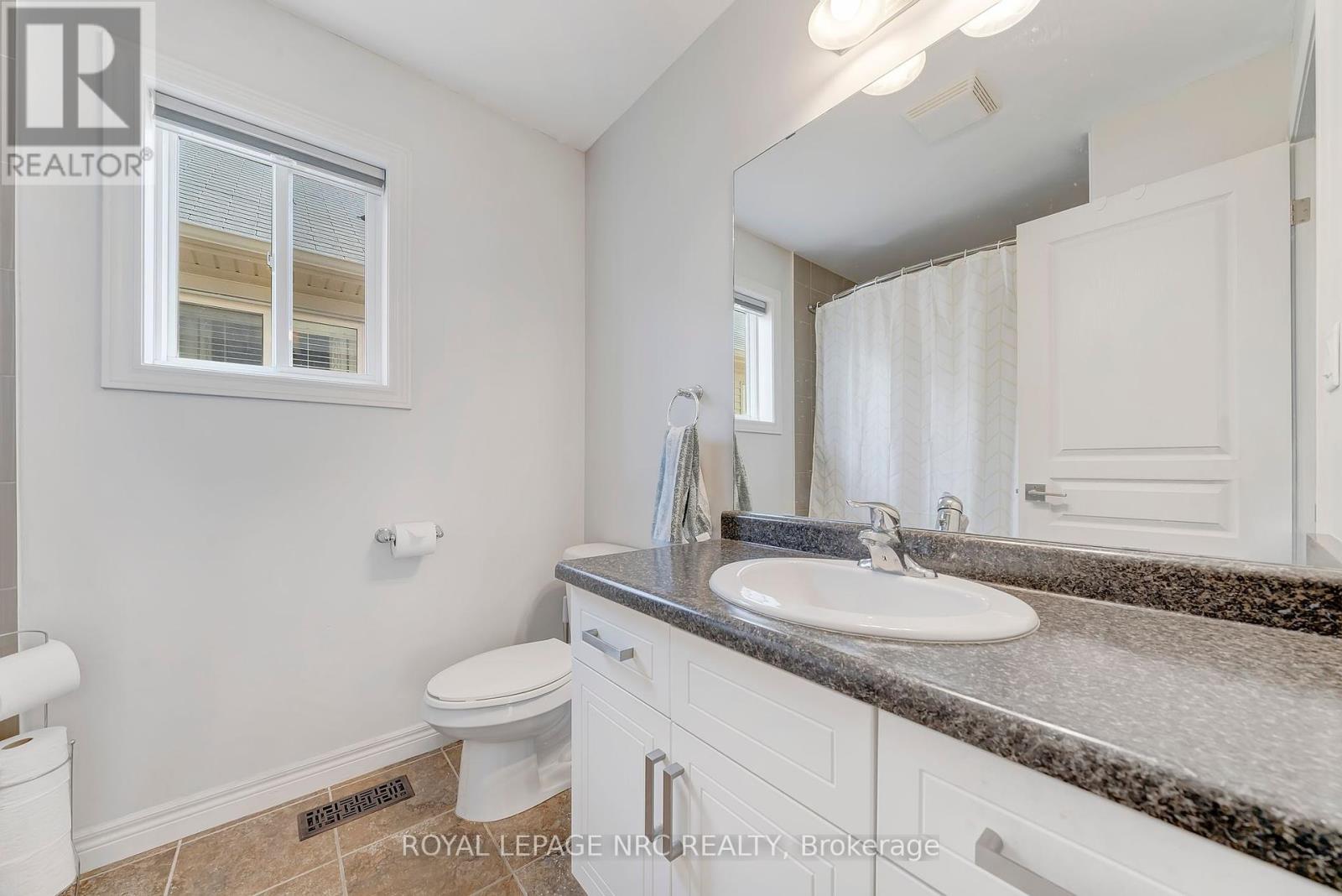 4471 Garden Gate Terrace, Lincoln, Ontario  L3J 1M1 - Photo 29 - X12459619