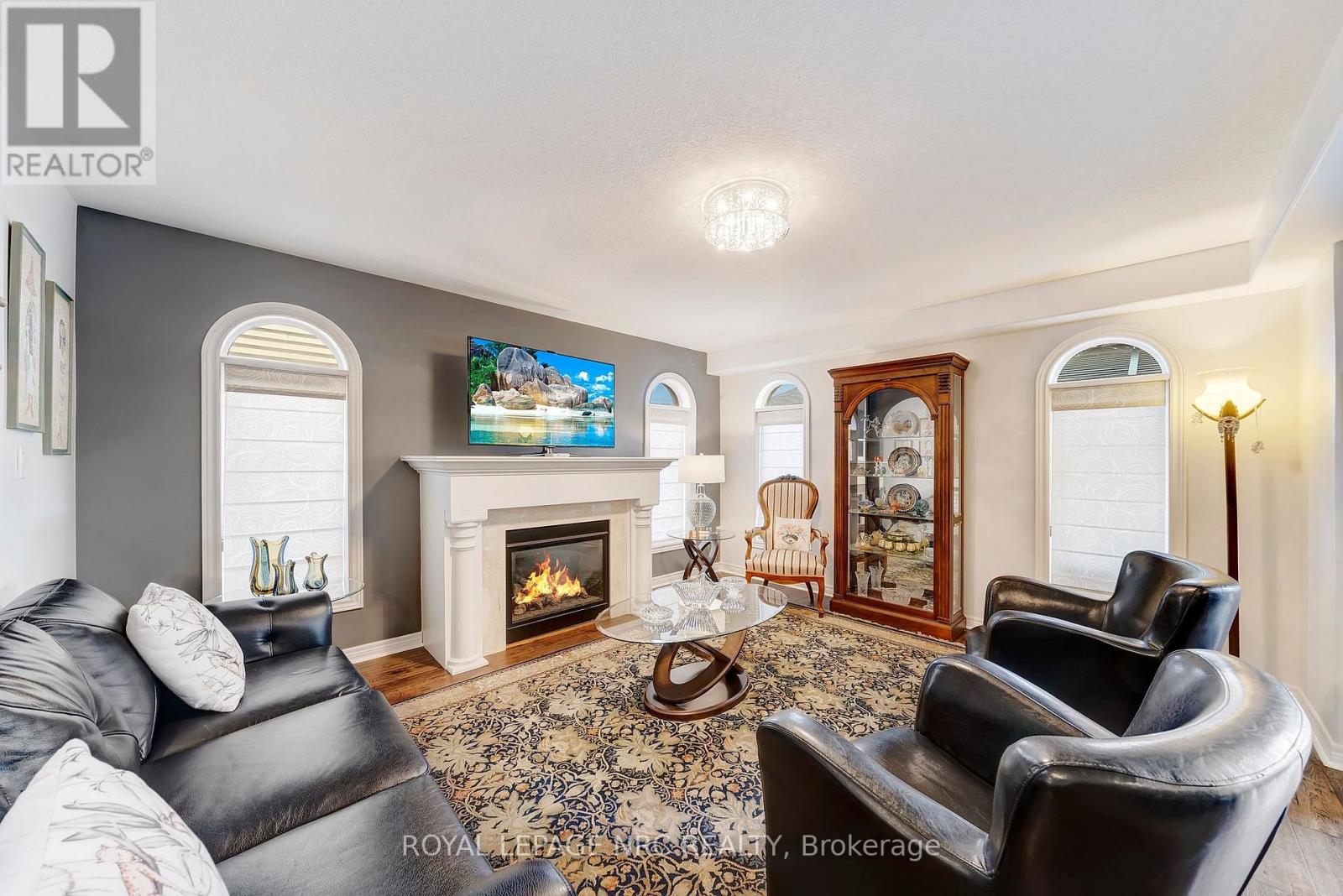 4471 Garden Gate Terrace, Lincoln, Ontario  L3J 1M1 - Photo 5 - X12459619