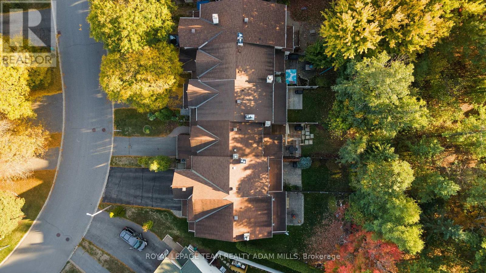 194 Blackdome Crescent, Ottawa, Ontario  K2T 1A6 - Photo 45 - X12454984