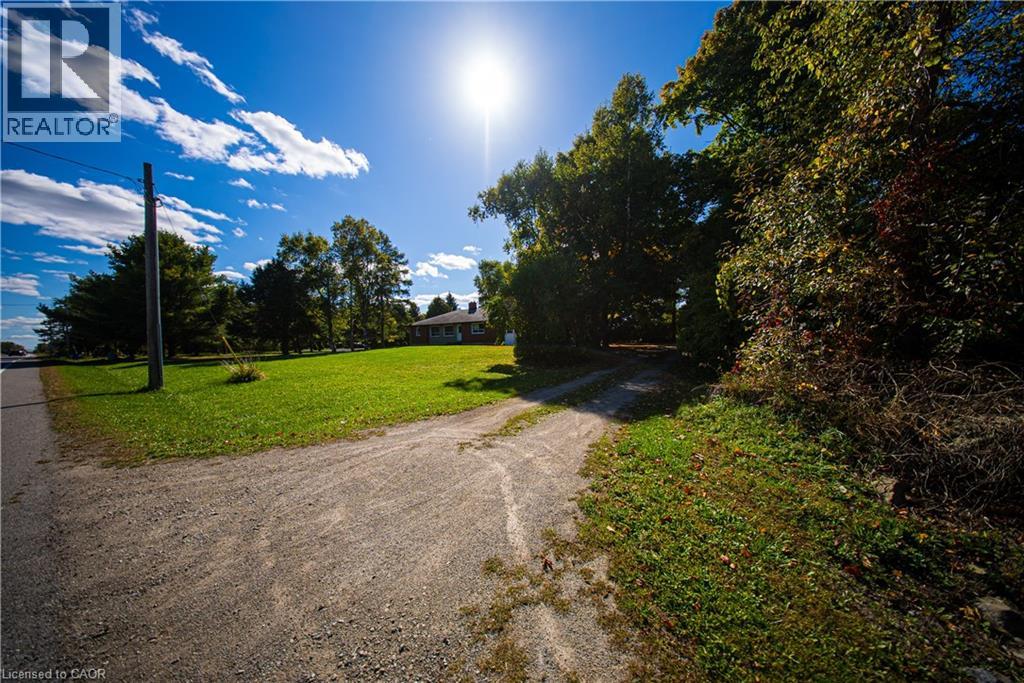8334 Guelph Line, Campbellville, Ontario  L0P 1B0 - Photo 15 - 40777351