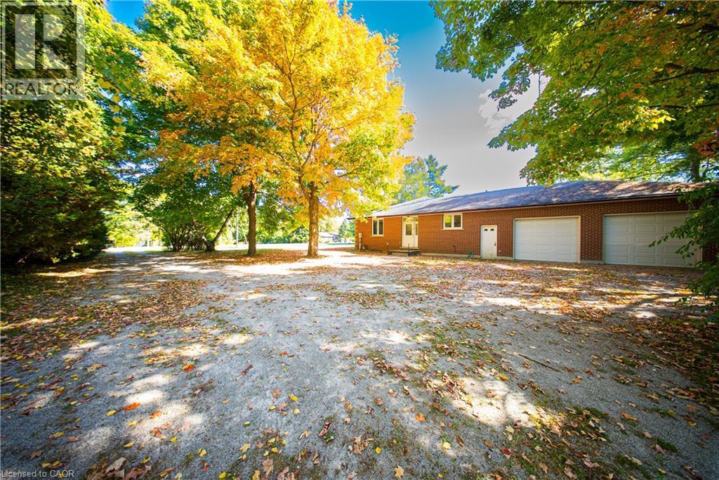 8334 Guelph Line, Campbellville, Ontario  L0P 1B0 - Photo 4 - 40777351