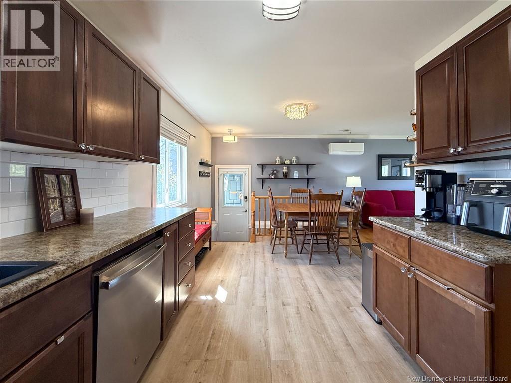 158 Barrieau, Moncton, New Brunswick  E1G 1J8 - Photo 10 - NB128415