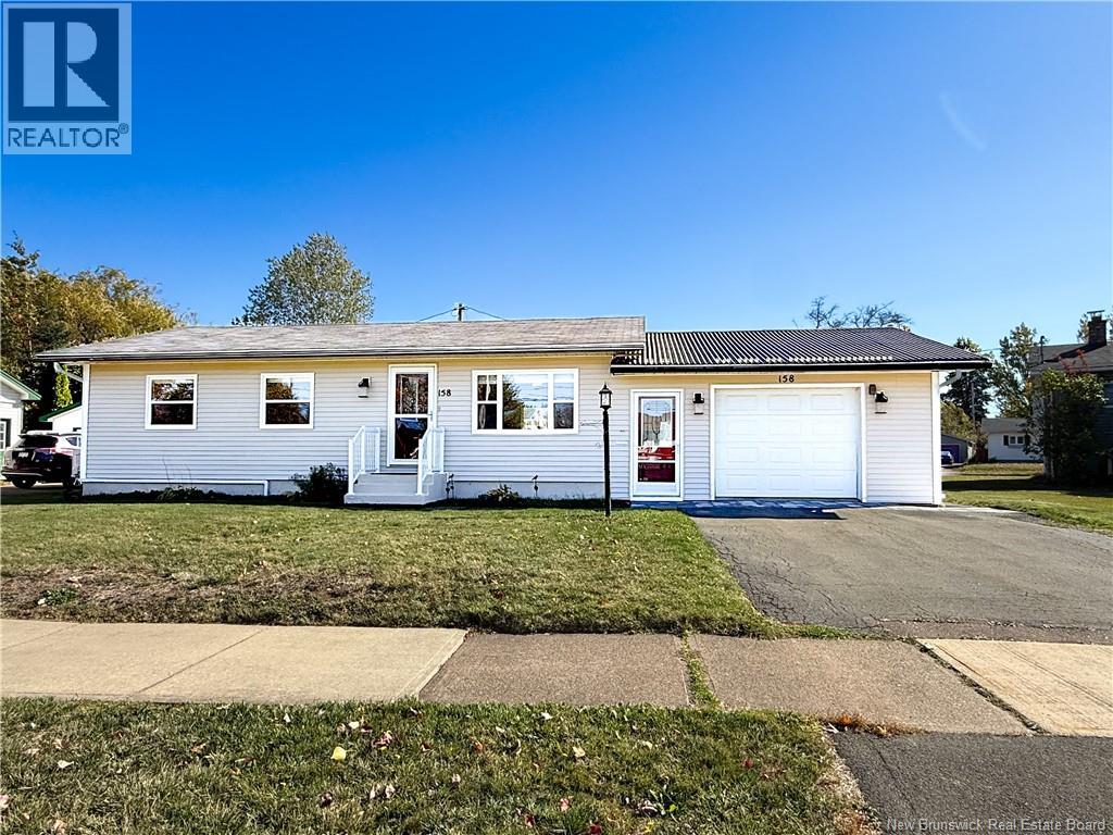 158 Barrieau, Moncton, New Brunswick  E1G 1J8 - Photo 3 - NB128415