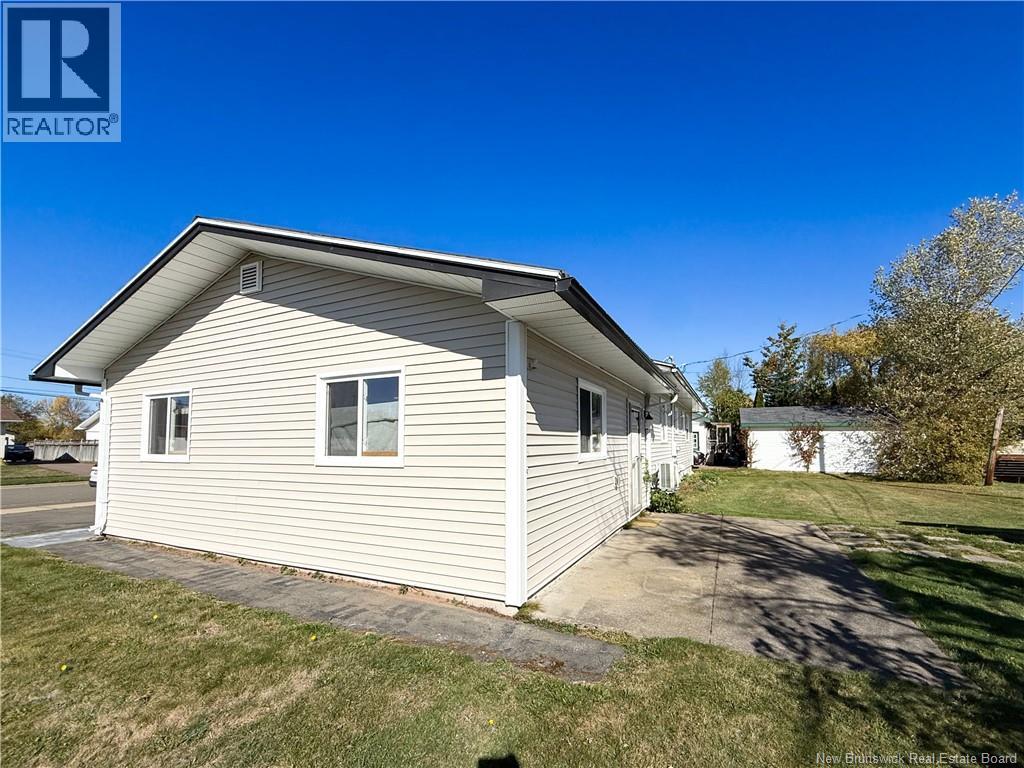 158 Barrieau, Moncton, New Brunswick  E1G 1J8 - Photo 42 - NB128415