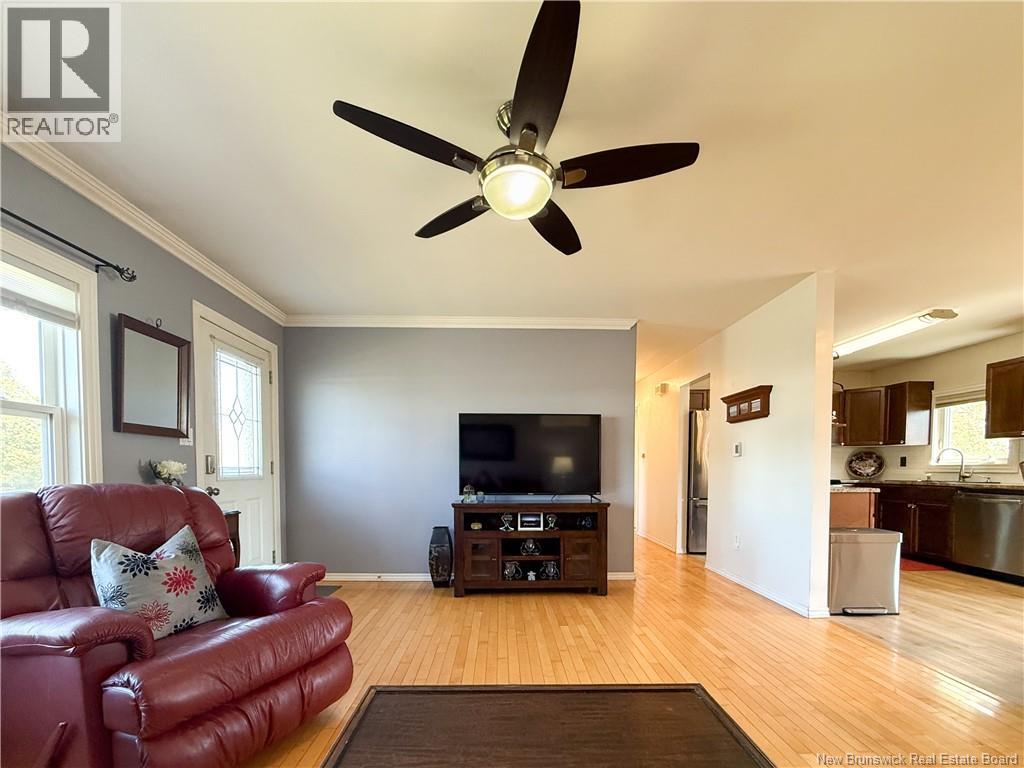 158 Barrieau, Moncton, New Brunswick  E1G 1J8 - Photo 7 - NB128415