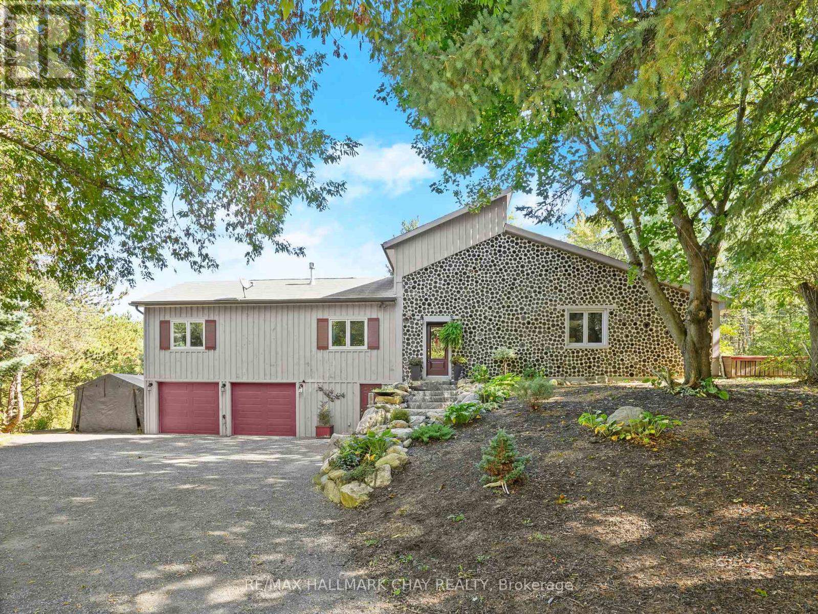 2043 Concession 5 Road, Adjala-Tosorontio, Ontario  L0G 1L0 - Photo 3 - N12342210