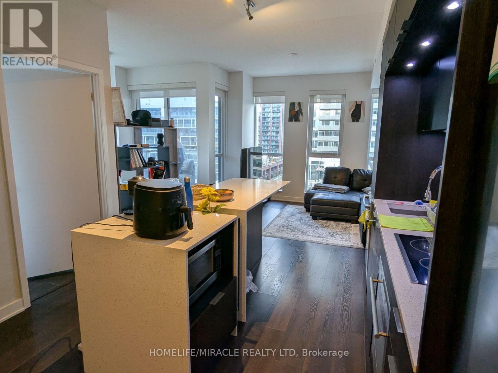 1012 - 170 Sumach Street, Toronto, Ontario  M5A 3H6 - Photo 4 - C12457331