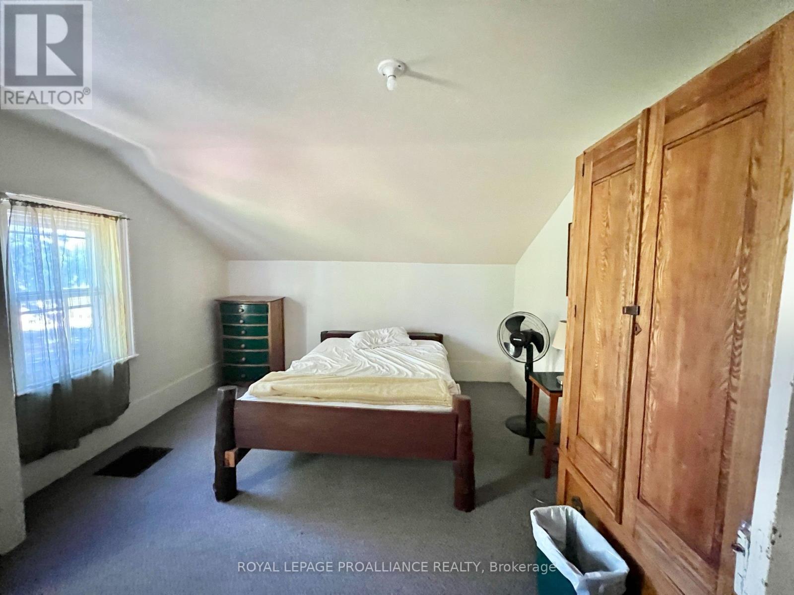 34 Owen Lane, Prince Edward County, Ontario  K0K 1W0 - Photo 31 - X12424610