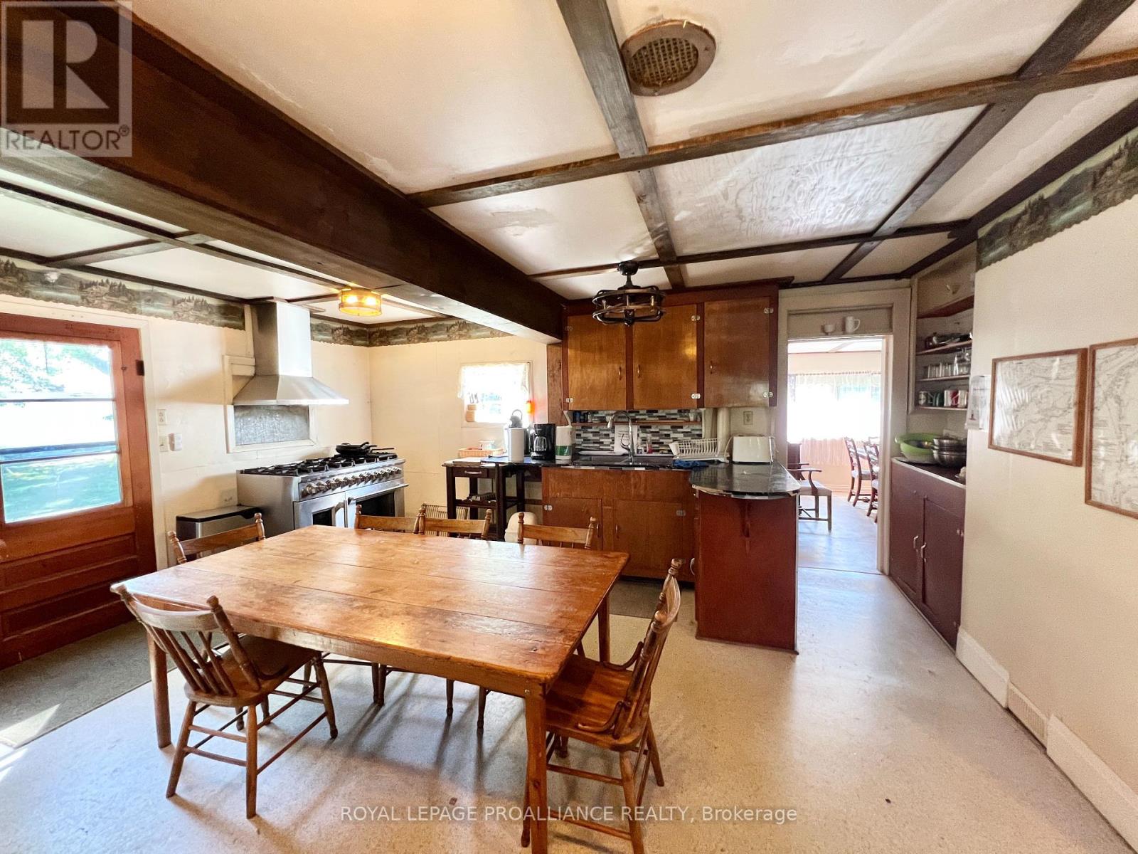 34 Owen Lane, Prince Edward County, Ontario  K0K 1W0 - Photo 25 - X12424610