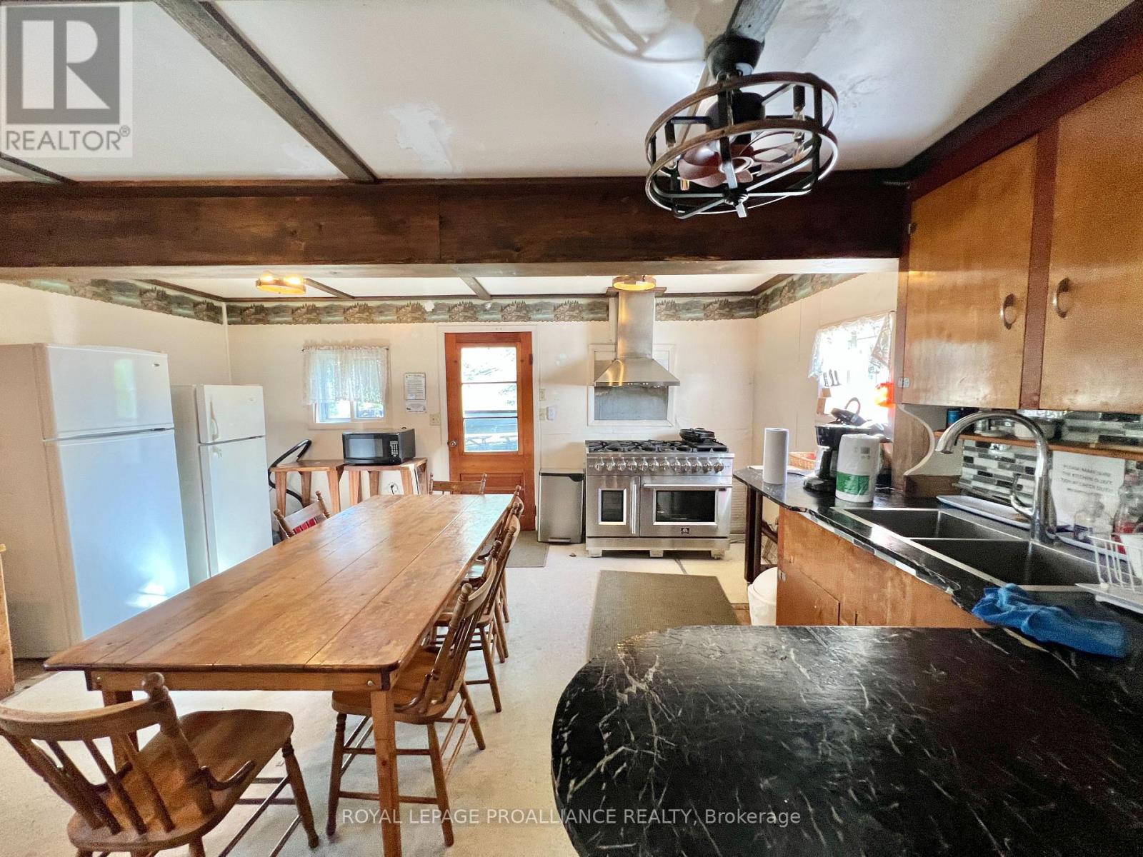 34 Owen Lane, Prince Edward County, Ontario  K0K 1W0 - Photo 26 - X12424610
