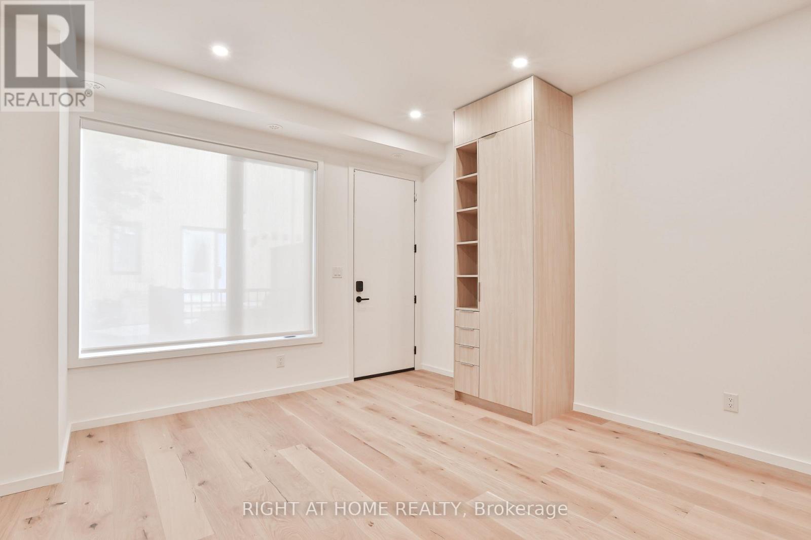 2 - 68 Foxley Street, Toronto, Ontario  M6J 1R2 - Photo 2 - C12459596